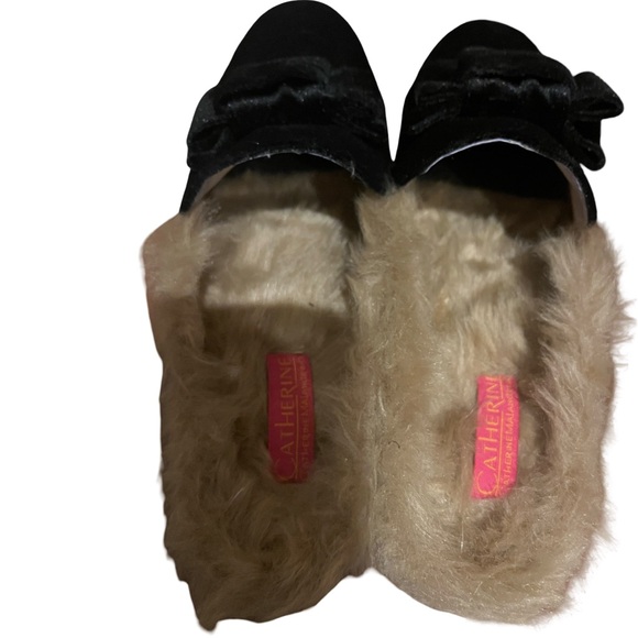 Catherine Malandrino Furtow Faux Black and Tan mules. Size 8 - Picture 4 of 5